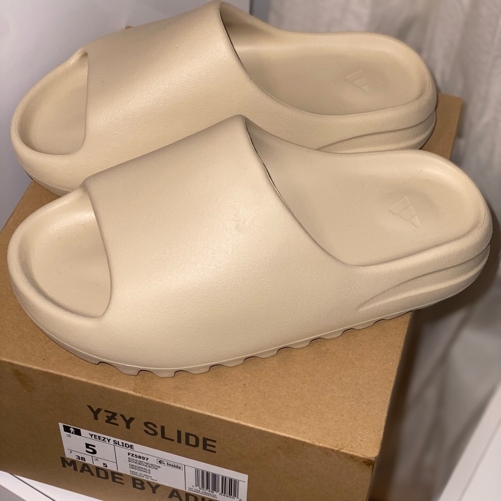 Yeezy Slides